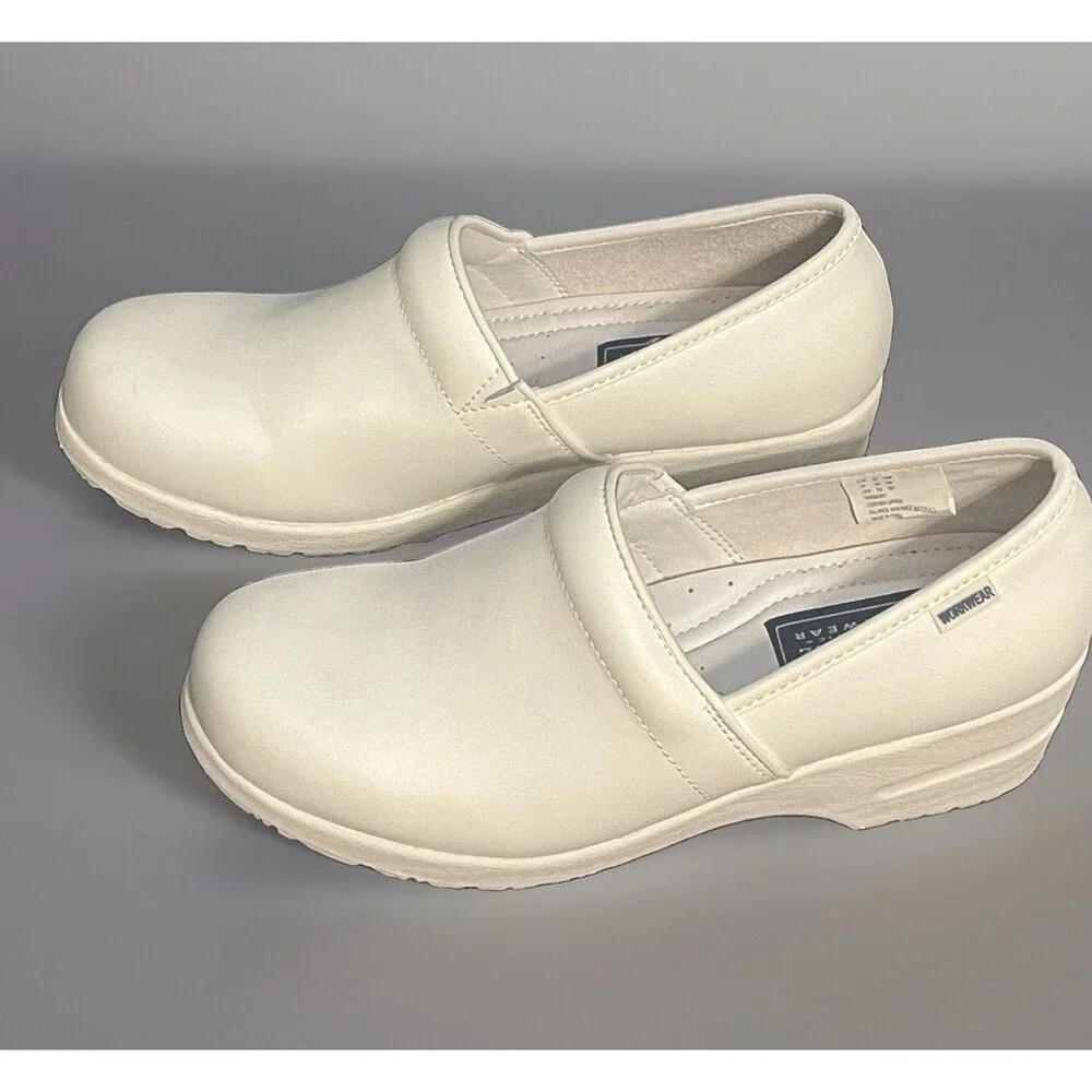 Cherokee White Slip-On Nursing Shoes Workwear Harmony Leather Clogs Women's 9